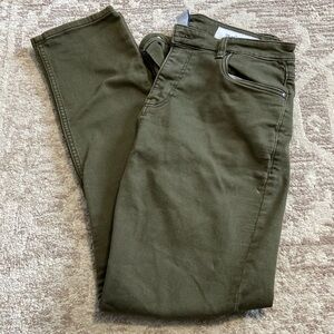 The Perfect Jean NYC Denkhaki Pants